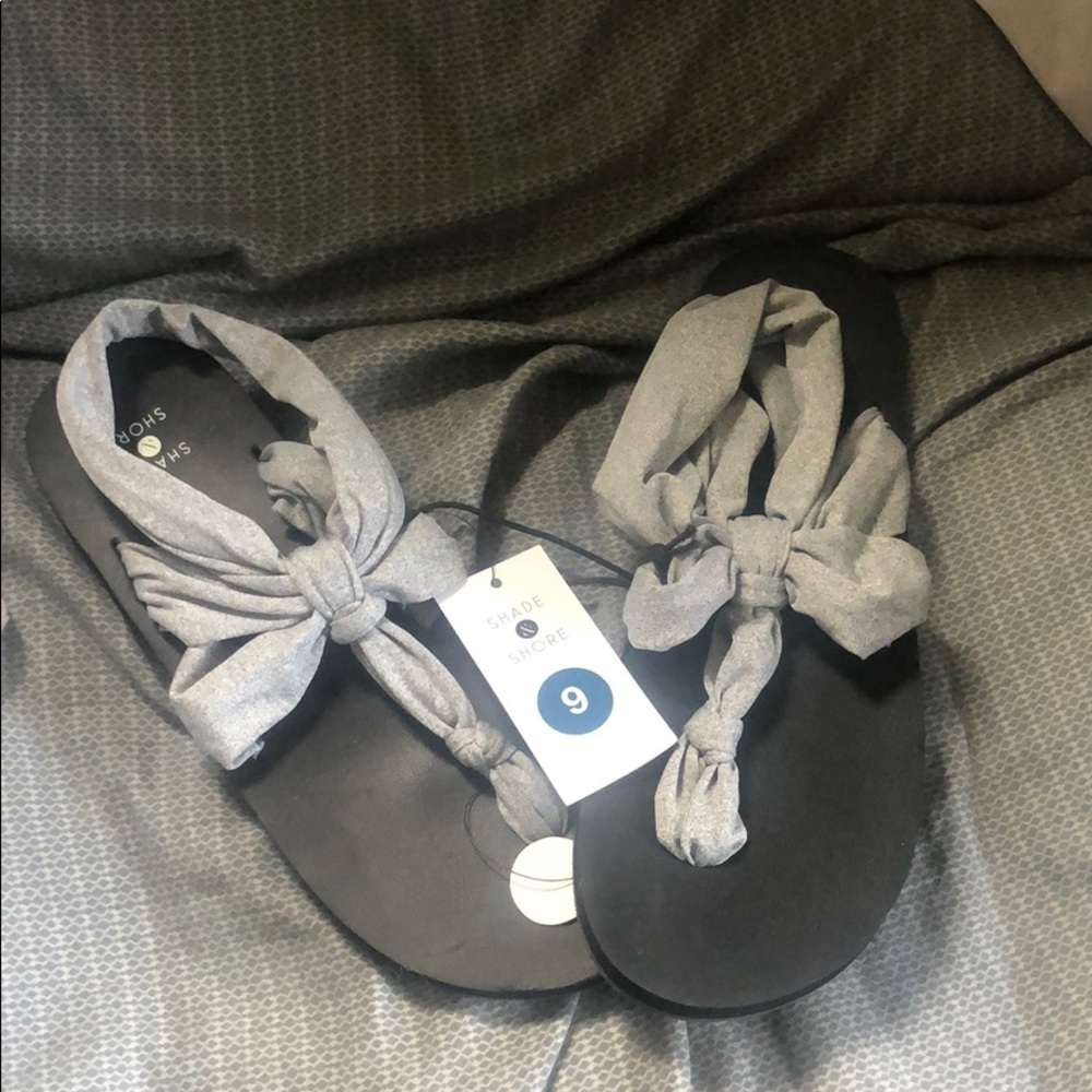Flip flops